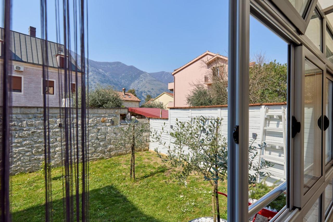 Ana'S Place Near The Sea Kotor Exterior photo